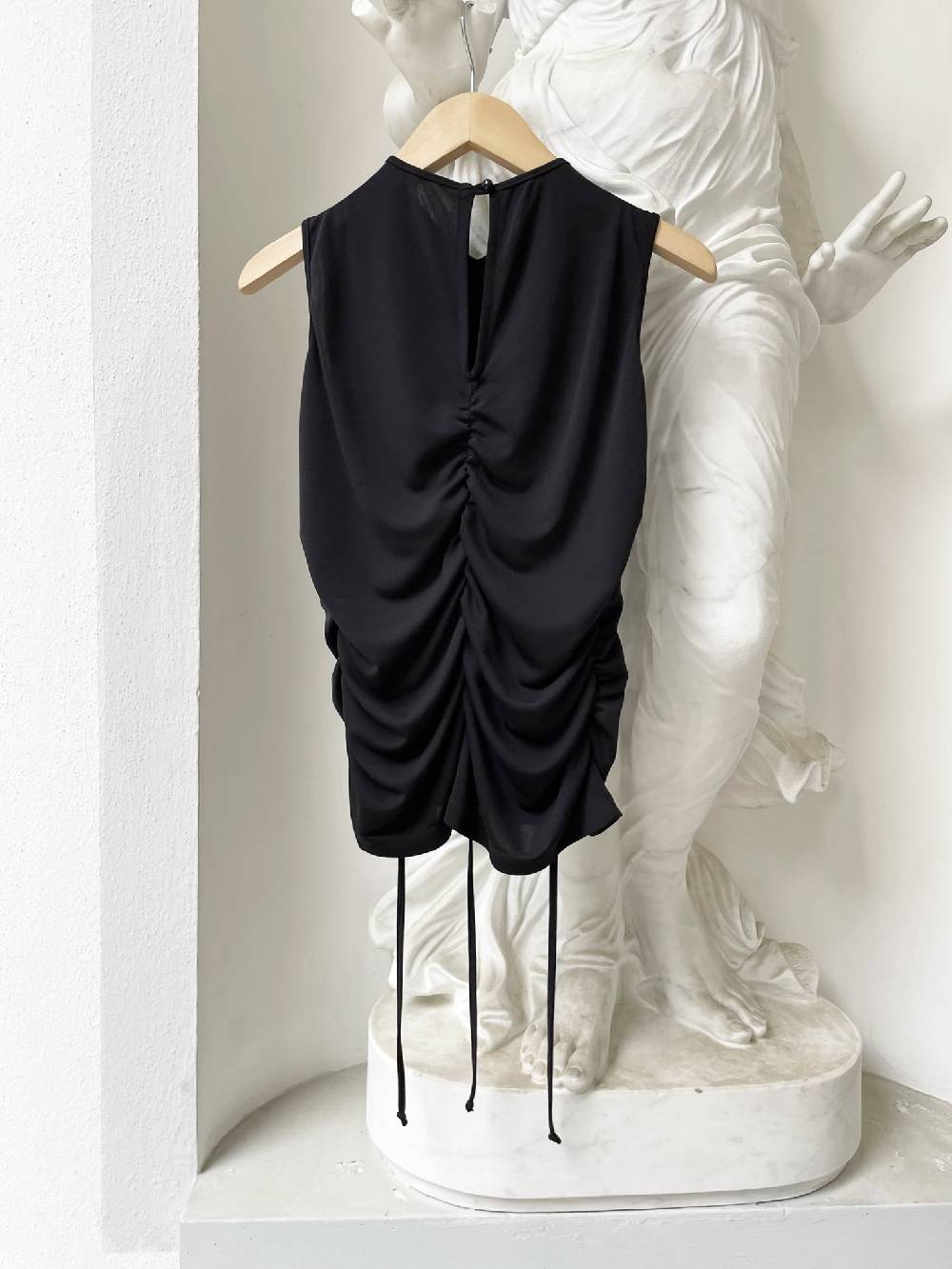 Laviniaturra Top con drappeggio Promozione Limitata