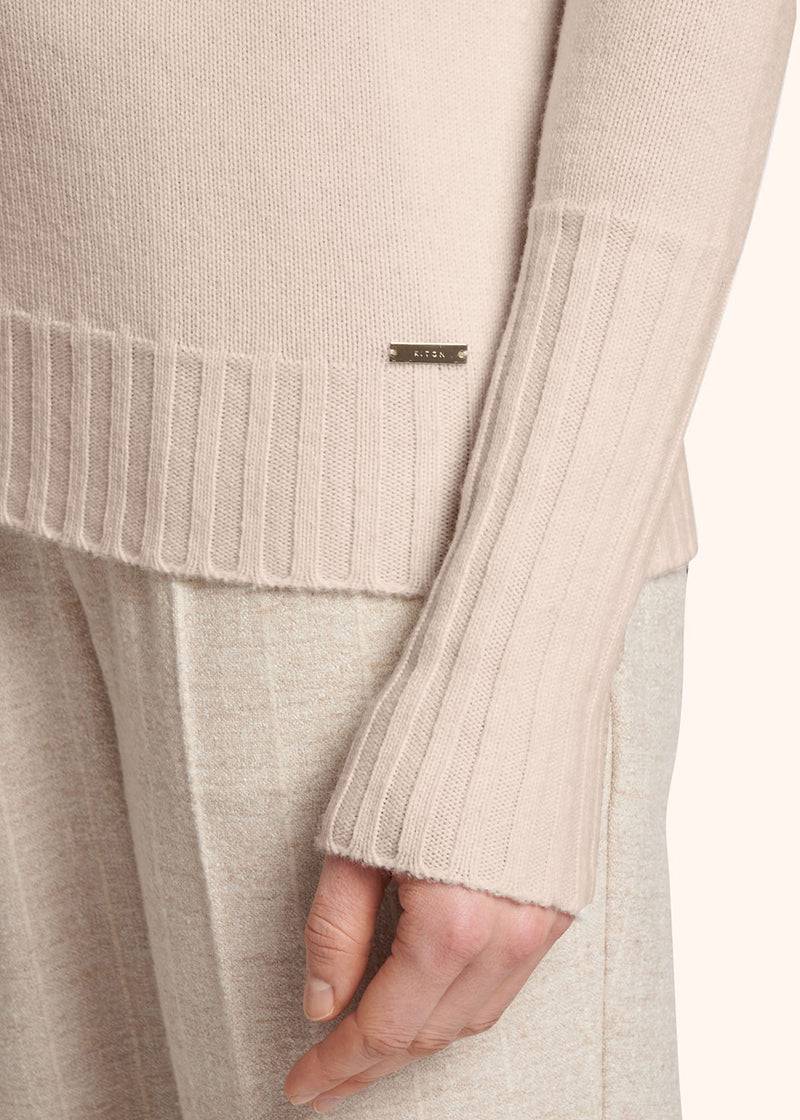 Kiton MAGLIA COLLO ALTO CASHMERE D5470151389 Saldi
