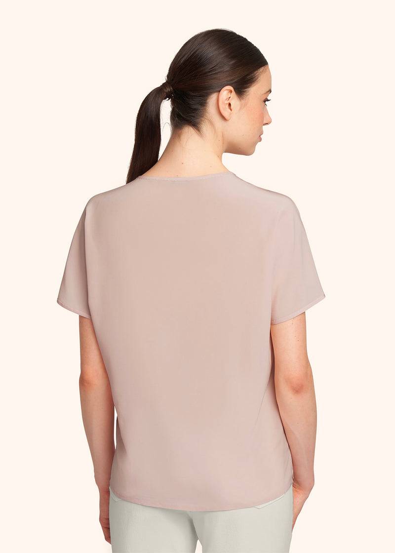 Kiton T-SHIRT SETA D55401K0597A12 In Linea