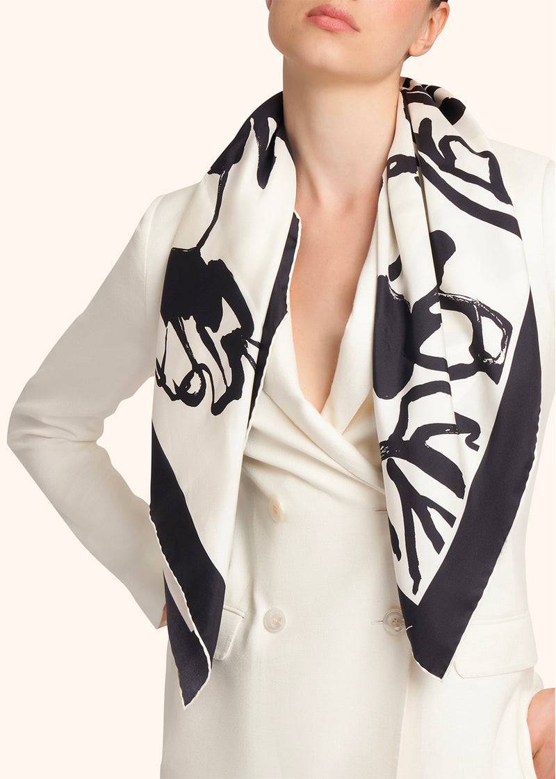 Kiton FOULARD SETA D53754K0949D12 Convenienza