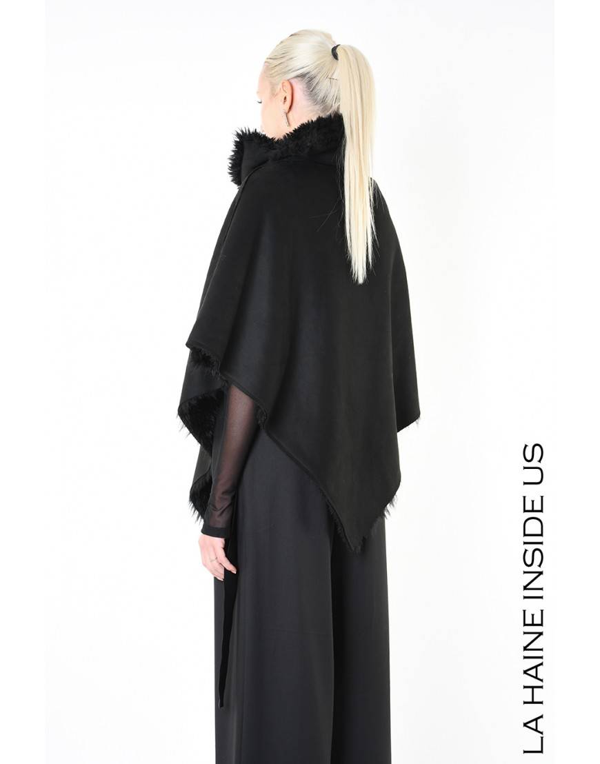 La haine inside us 4- LW862 PONCHO UNISEX D Nero Vendita Calda