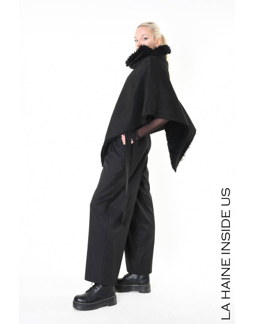 La haine inside us 4- LW862 PONCHO UNISEX D Nero Vendita Calda