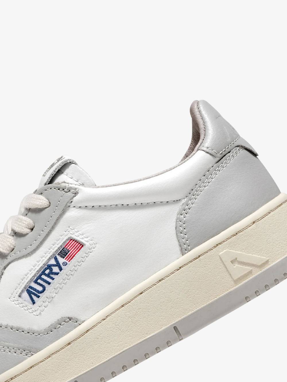 AUTRY Sneakers Medalist Low AULM uomo pelle bianco Outlet