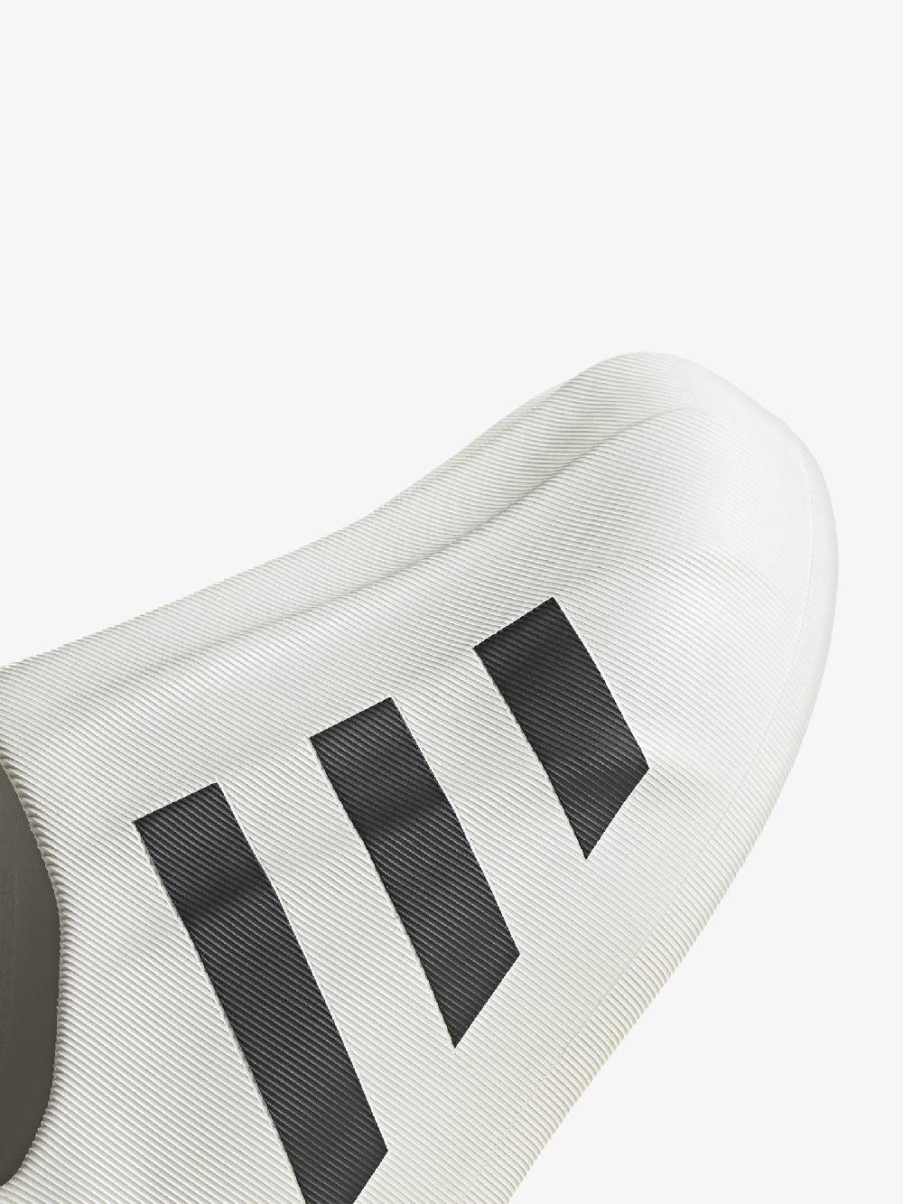 ADIDAS Sneakers Adifom Superstar uomo bianca Sottocosto