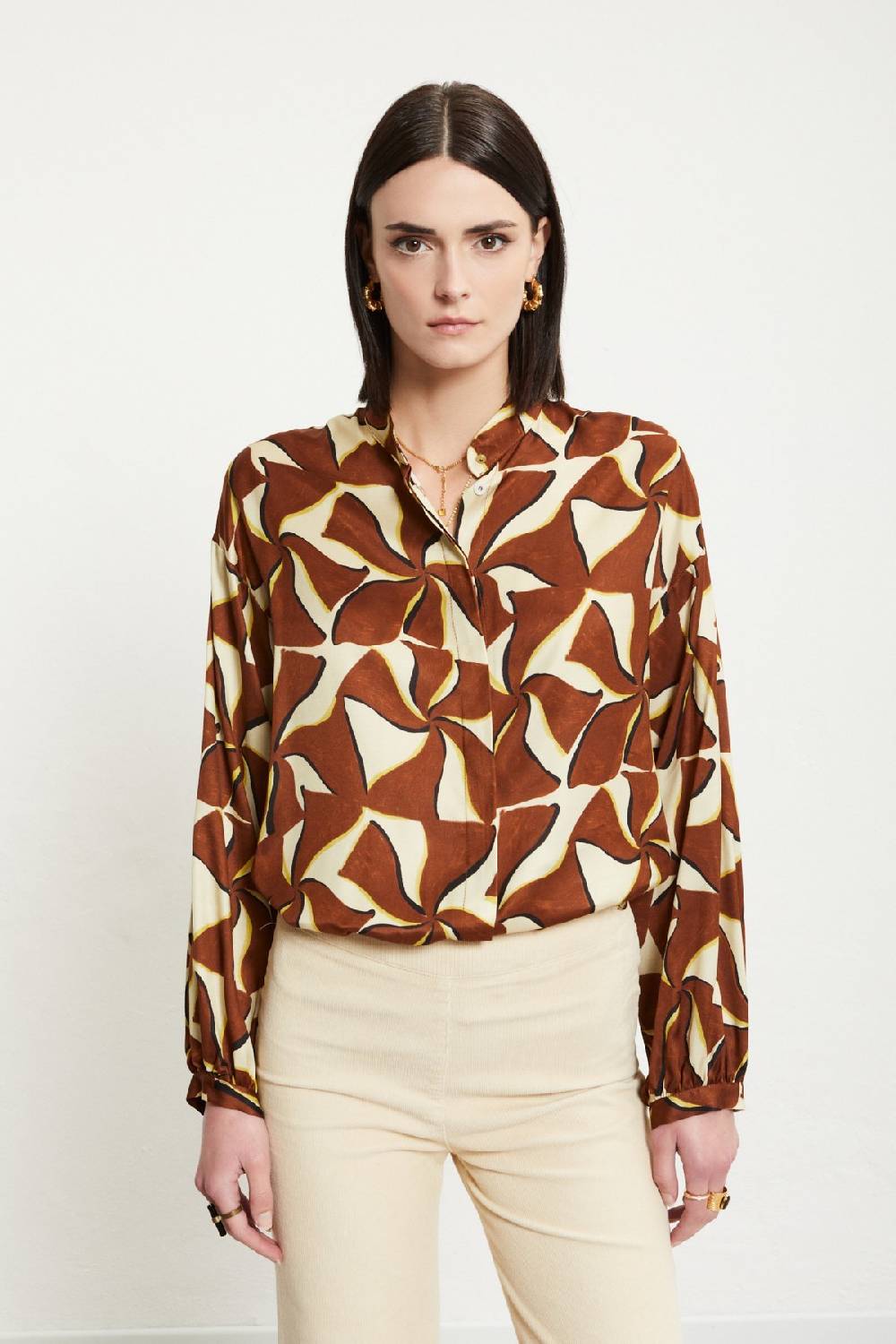 ottod'Ame Viscose shirt with rounded bottom Offerta