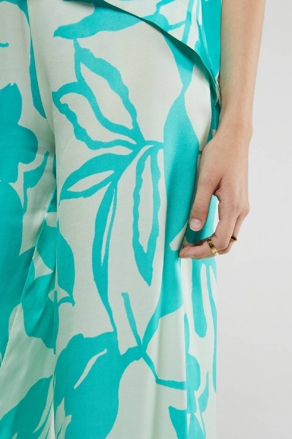 ottod'Ame Printed viscose trousers Saldi