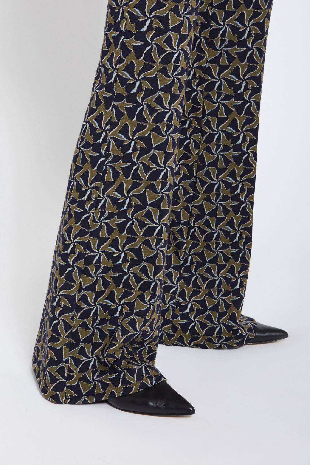 ottod'Ame Printed flare trousers Pezzi Unici