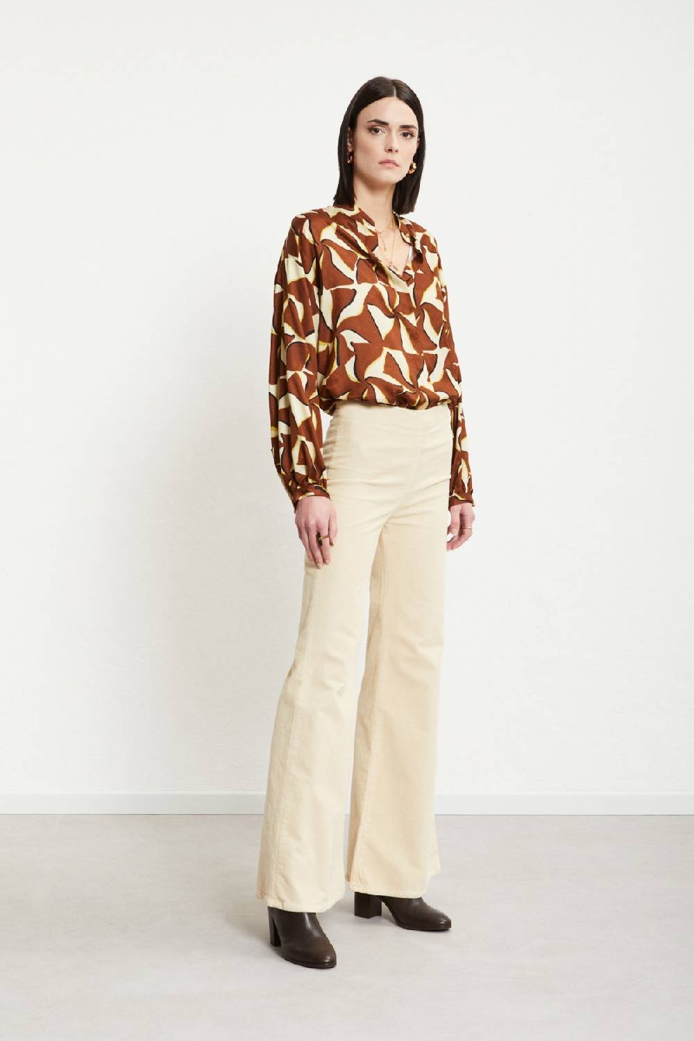 ottod'Ame Velvet flare trousers Economico