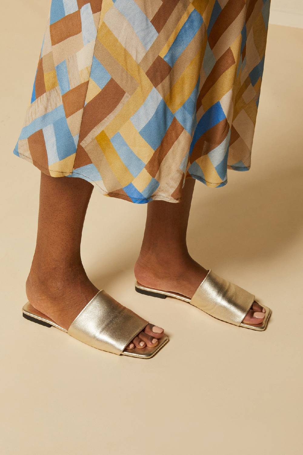 ottod'Ame Leather low sandals Italia