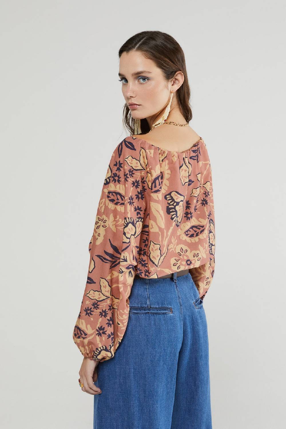 ottod'Ame Cotton shirt with balloon sleeves Novità