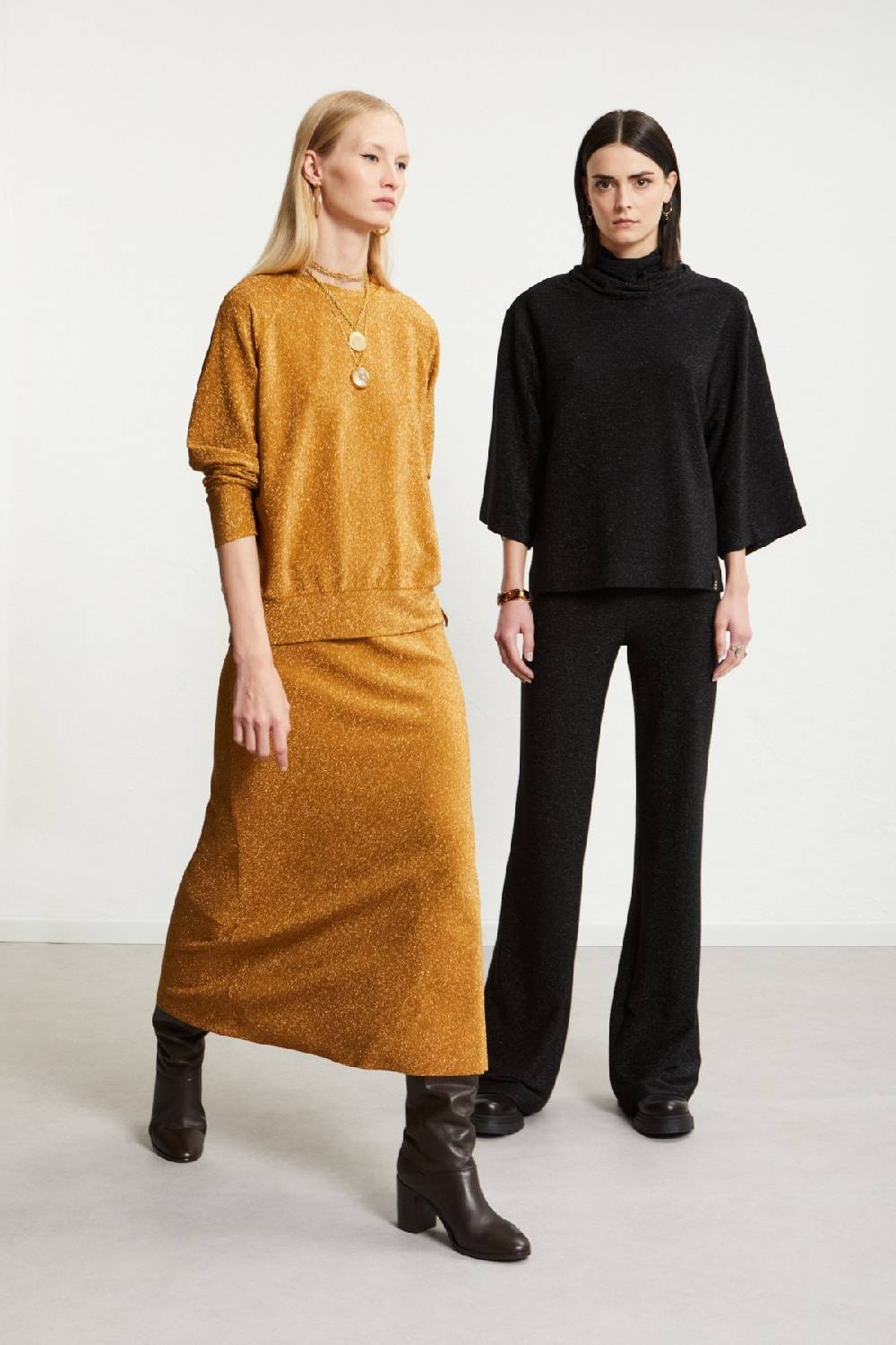 ottod'Ame Viscose blouse with lurex and flared sleeves Negozio