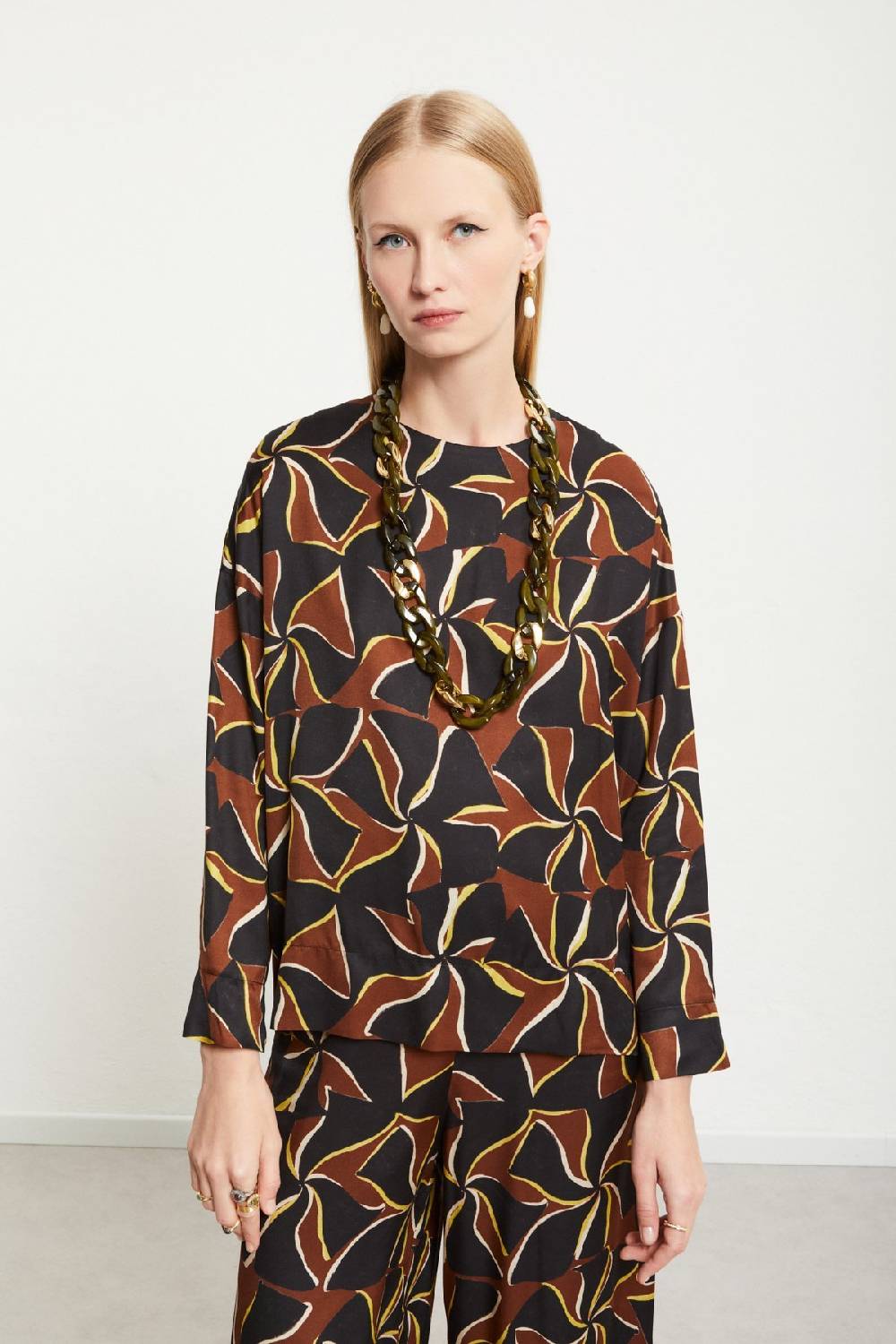 ottod'Ame Viscose blouse with long sleeves Novità