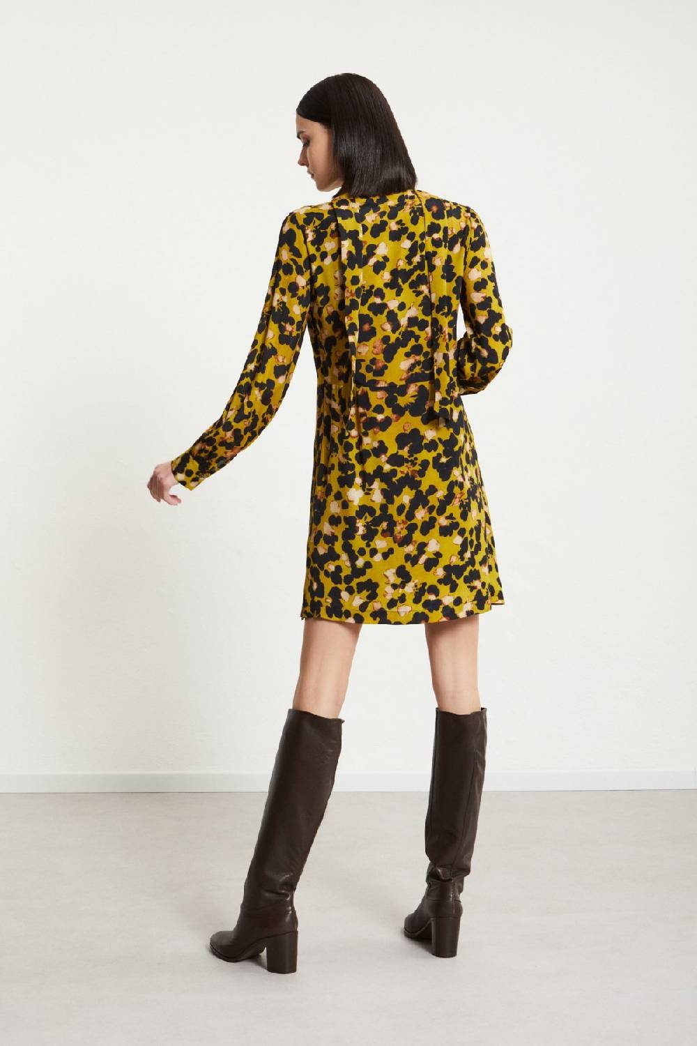 ottod'Ame Viscose short dress with scarf neck In Vendita