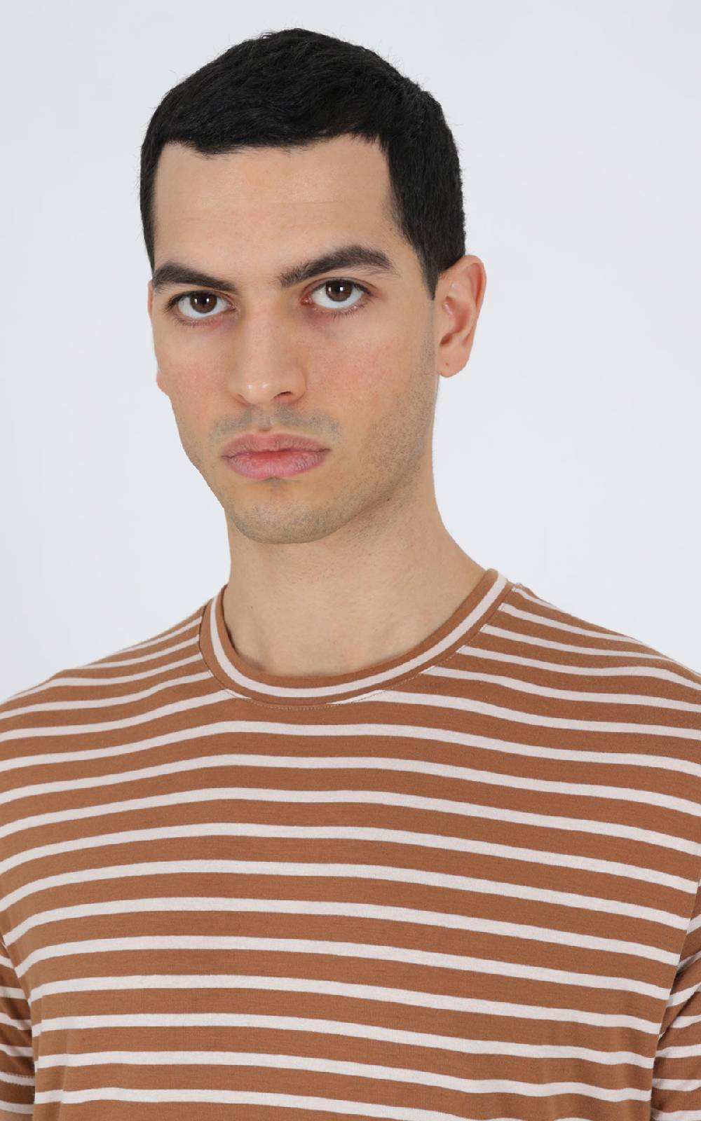 Outfit Italy T-Shirt in viscosa a righe Sconto
