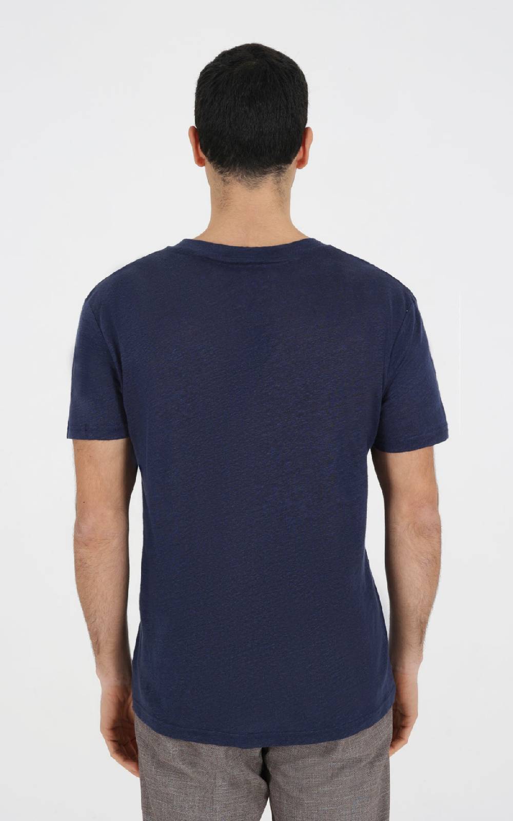Outfit Italy T-Shirt scollo a V in lino Economico