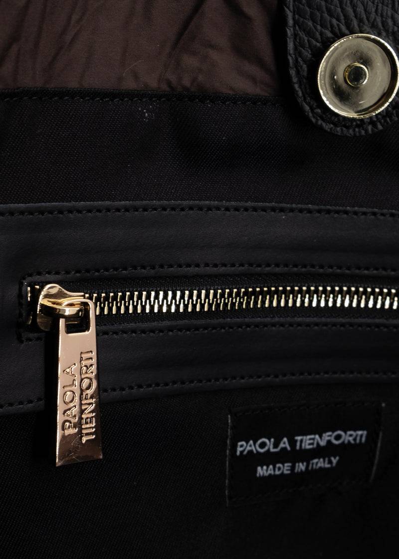 Paola T. Shopper in nylon con rivetti oro Outlet