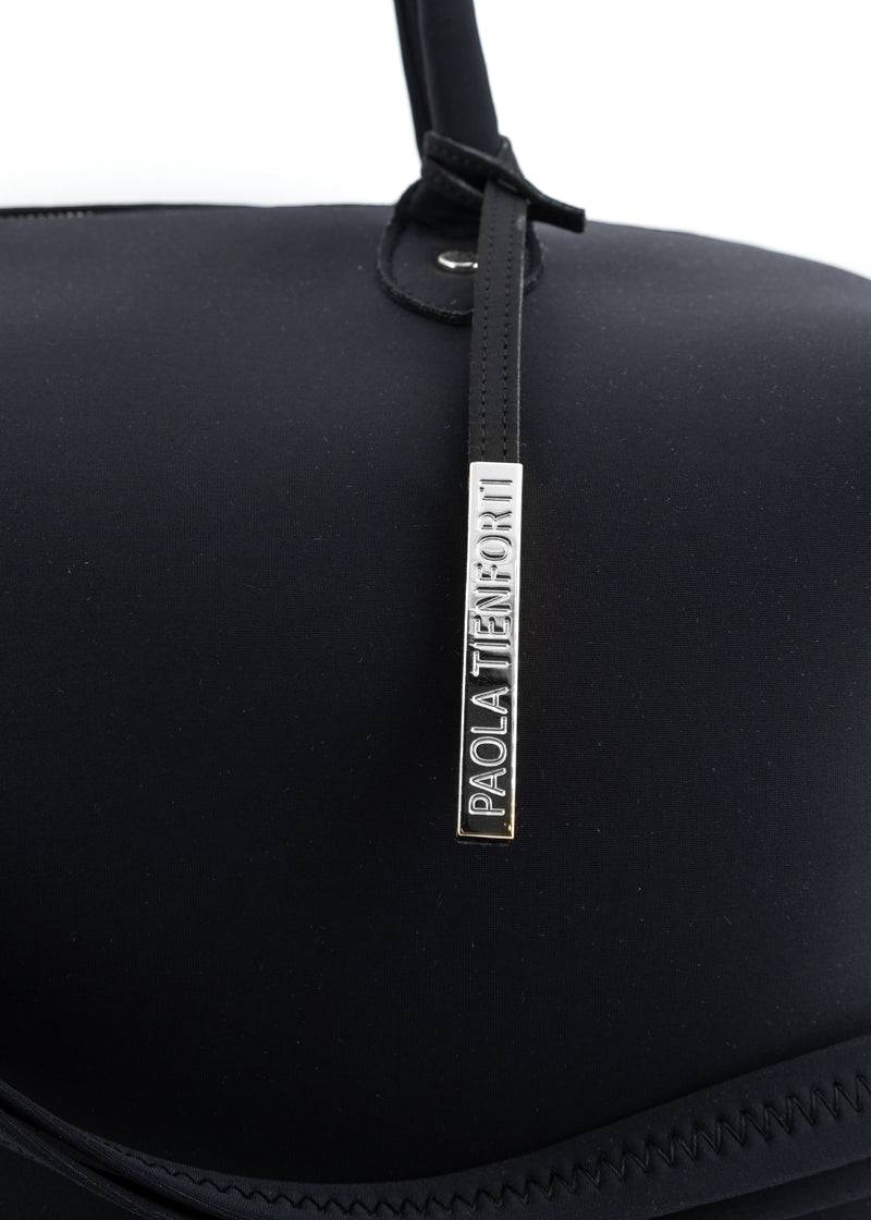 Paola T. Bauletto large in neoprene con dettagli argento Nuova