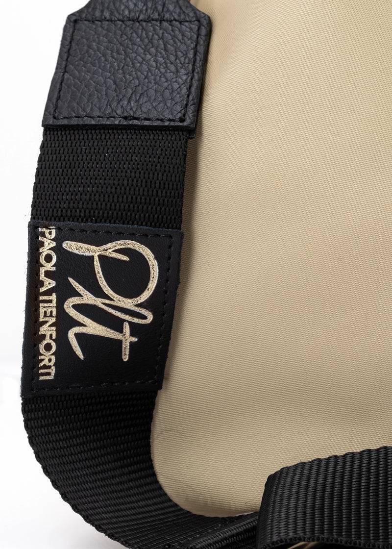 Paola T. Sacca hobo in nylon con dettagli oro Latest stili