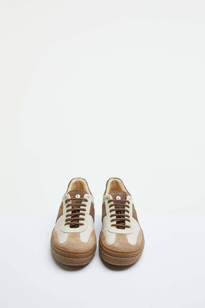 Lubiam Sneaker stringate beige con dettagli in contrasto Sneaker stringate beige con dettagli in contrasto Consegna Veloce