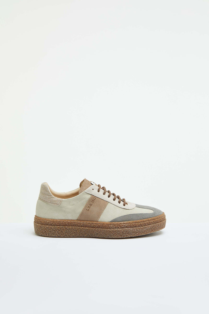 Lubiam Sneaker stringate bianco latte dettagli in contrasto Sneaker stringate bianco latte dettagli in contrasto Fino Al -60%