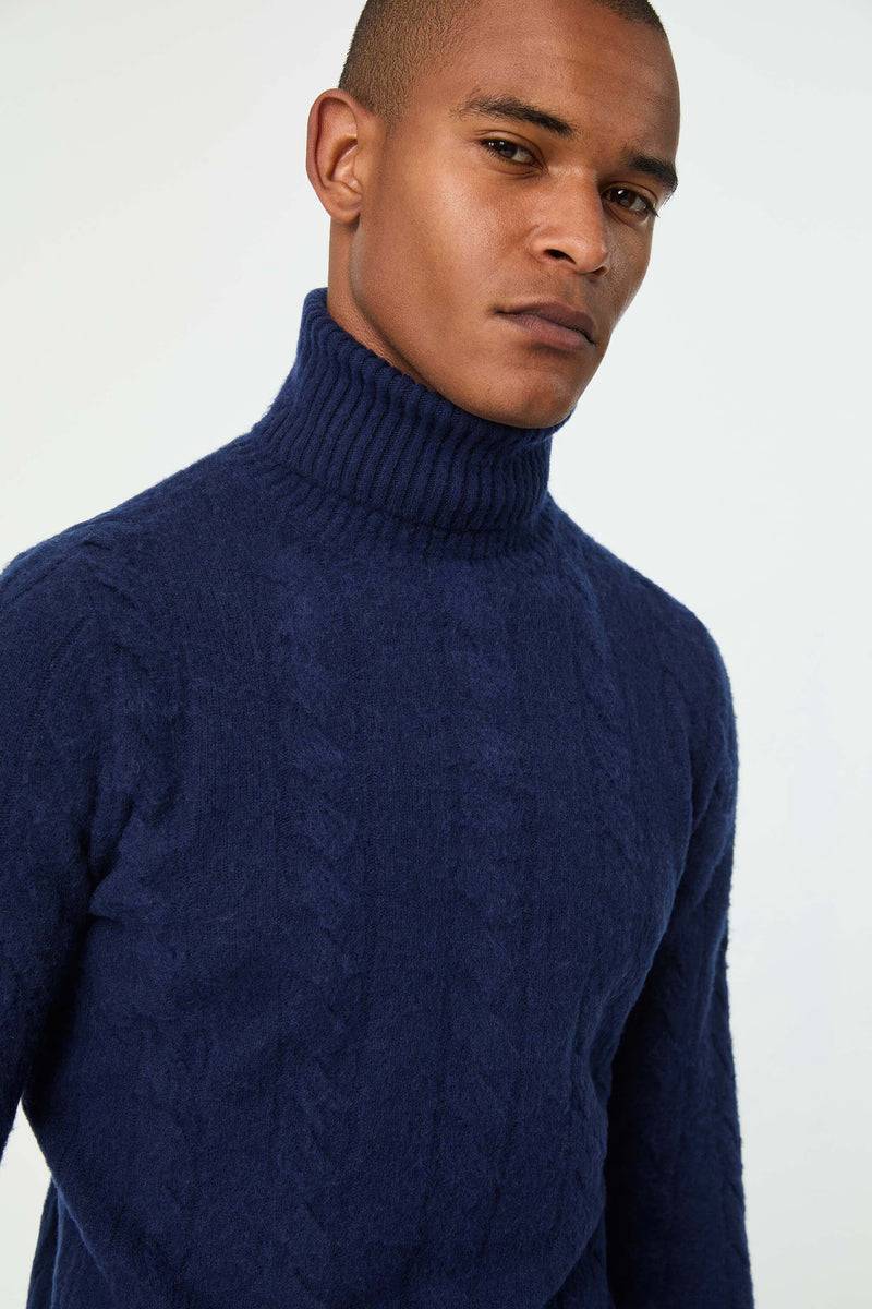 Lubiam Maglia dolcevita lavorata blu oceano Maglia dolcevita lavorata blu oceano Presa