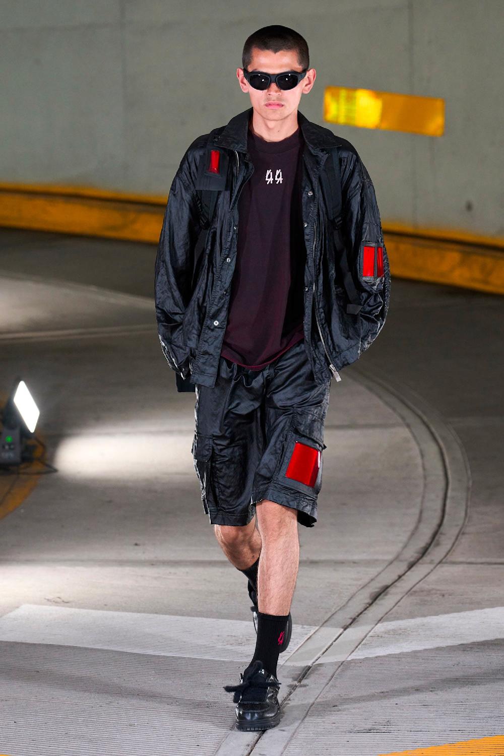 Antonioli 44 LABEL GROUP MAN BLACK SHORTS & SKIRTS Negozio