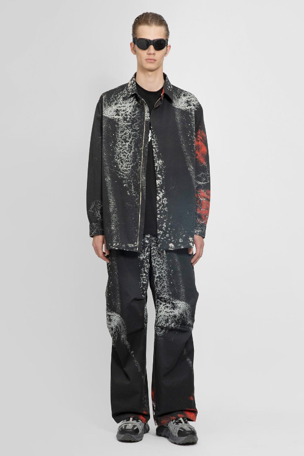 Antonioli 44 LABEL GROUP MAN BLACK TROUSERS Offerta