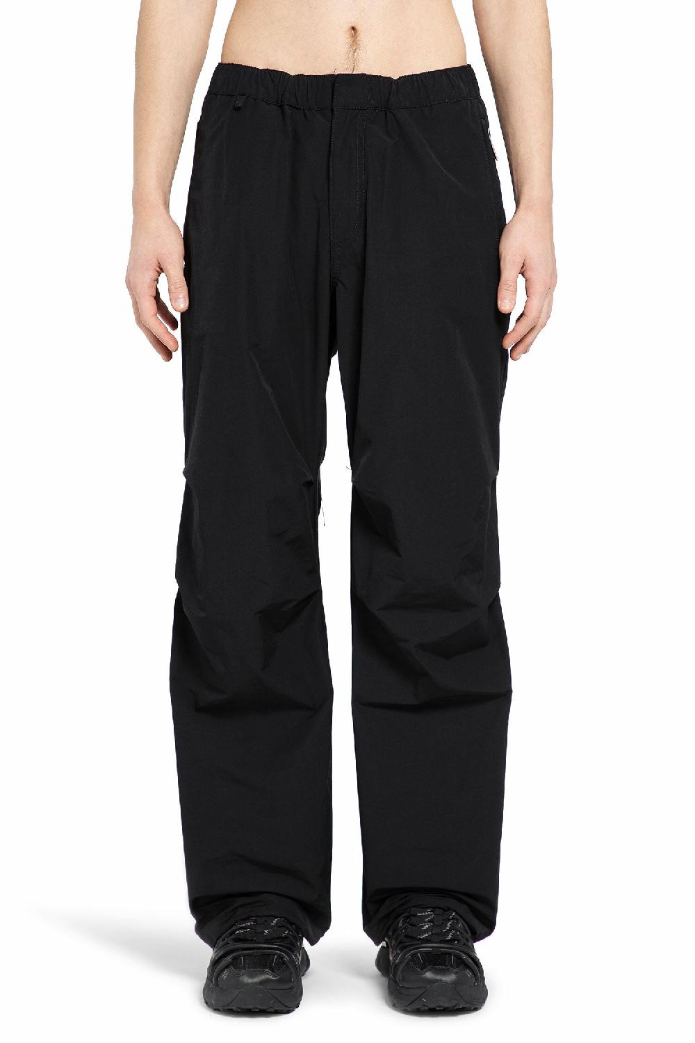 Antonioli 44 LABEL GROUP MAN BLACK TROUSERS Economico