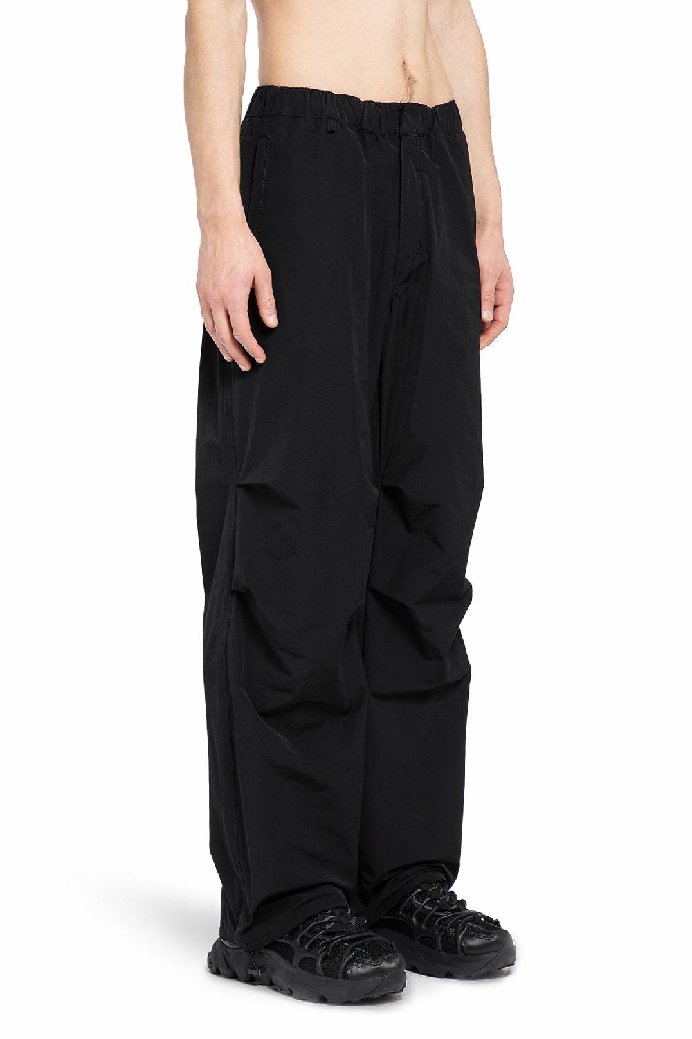 Antonioli 44 LABEL GROUP MAN BLACK TROUSERS Economico