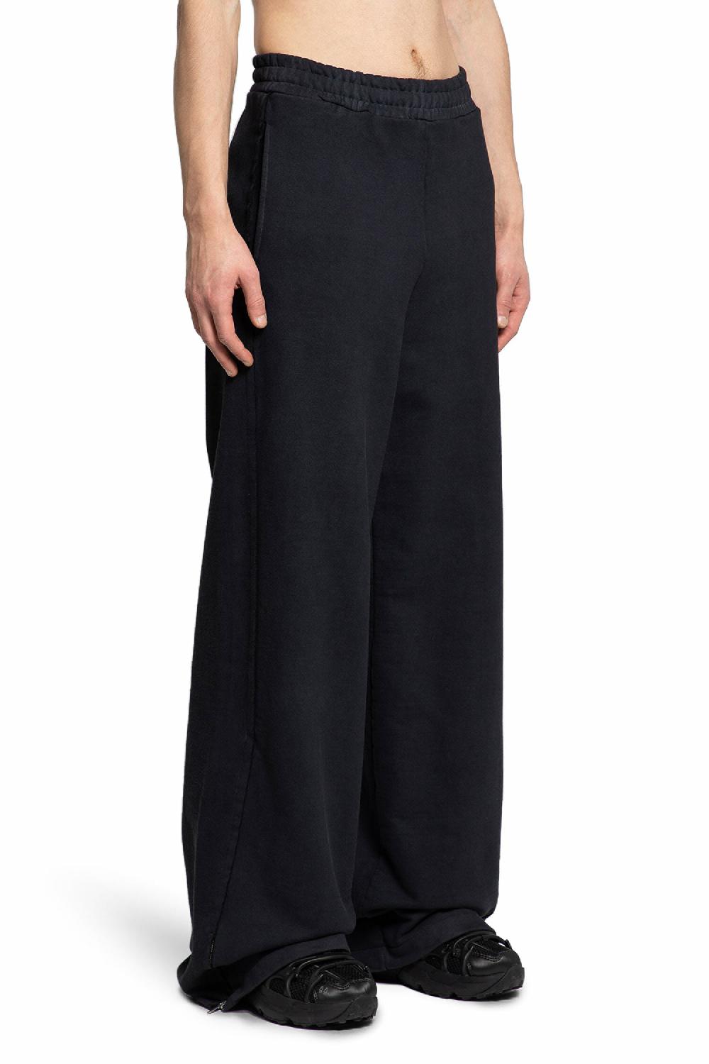 Antonioli 44 LABEL GROUP MAN BLACK TROUSERS Saldi