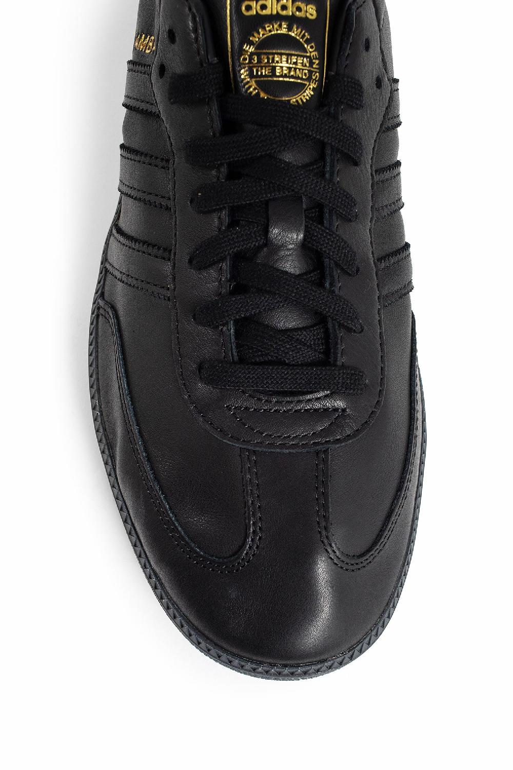 Antonioli ADIDAS MAN BLACK SNEAKERS Vendita
