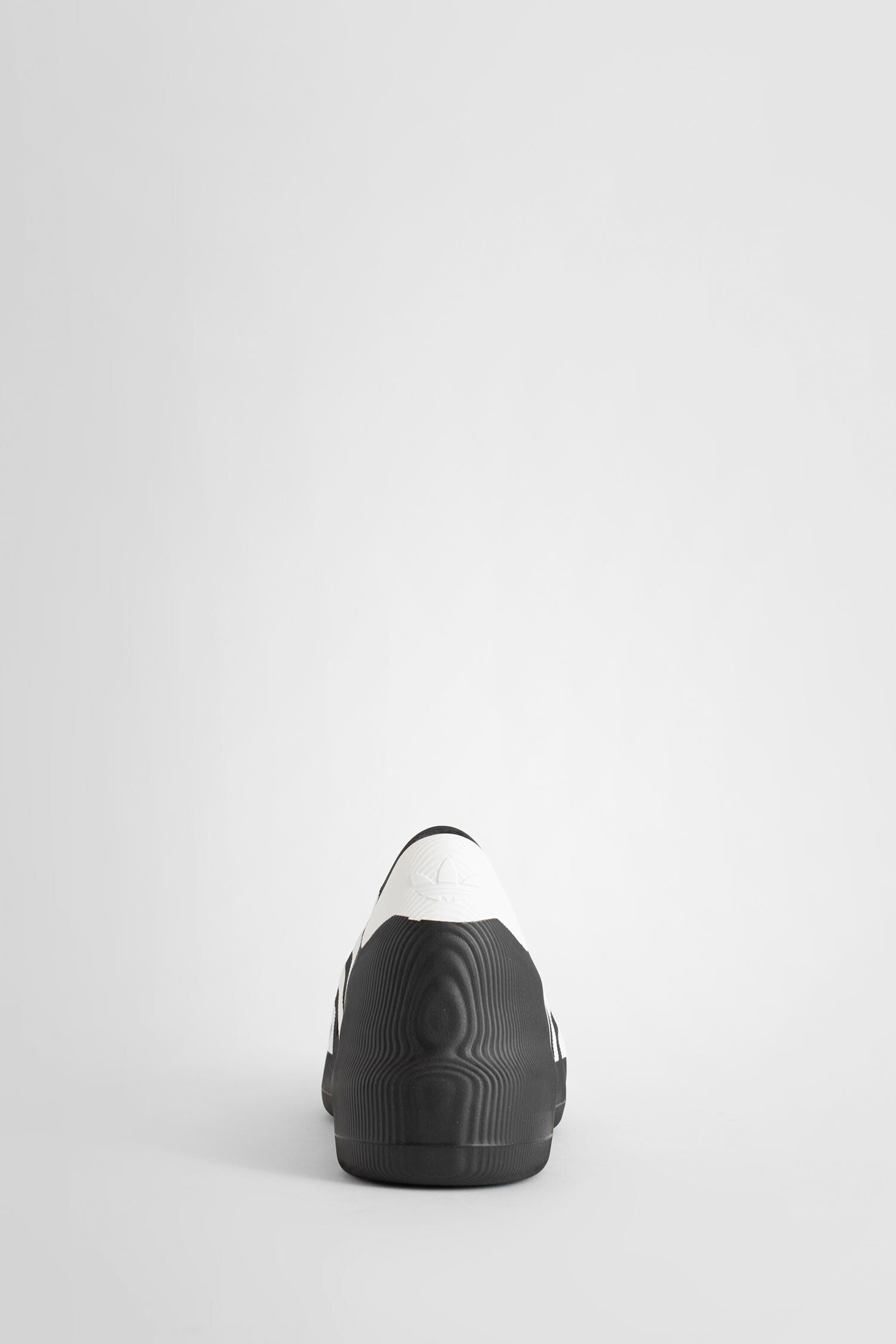Antonioli ADIDAS UNISEX BLACK&WHITE SNEAKERS 2025