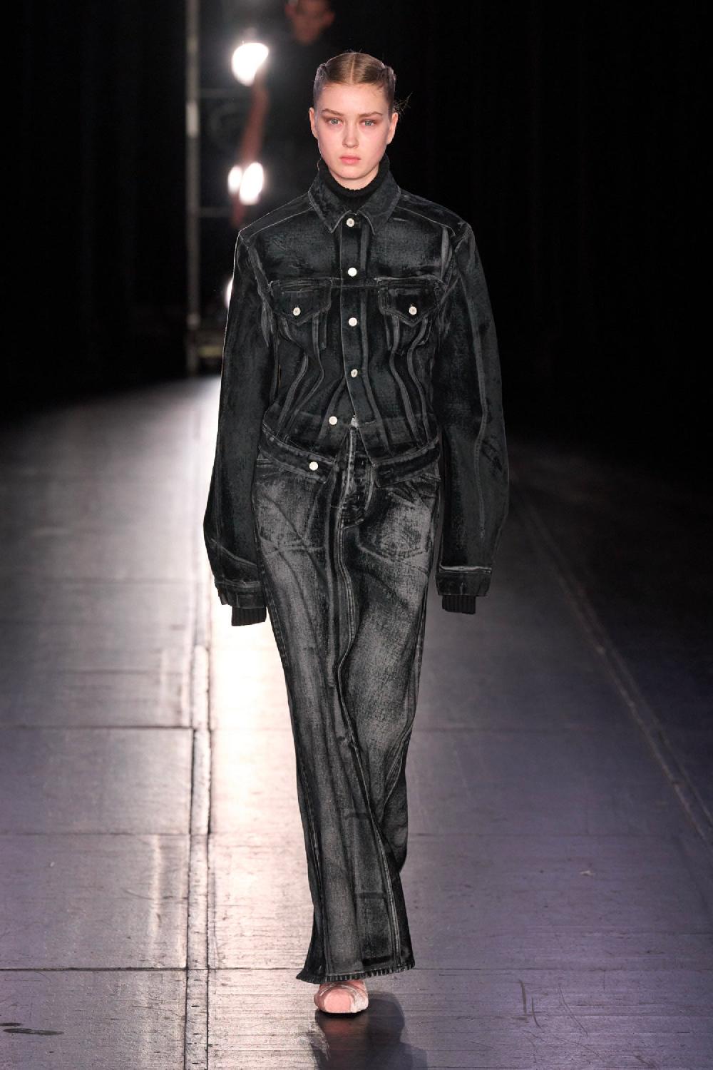 Antonioli ALAINPAUL WOMAN BLACK JACKETS Bestseller