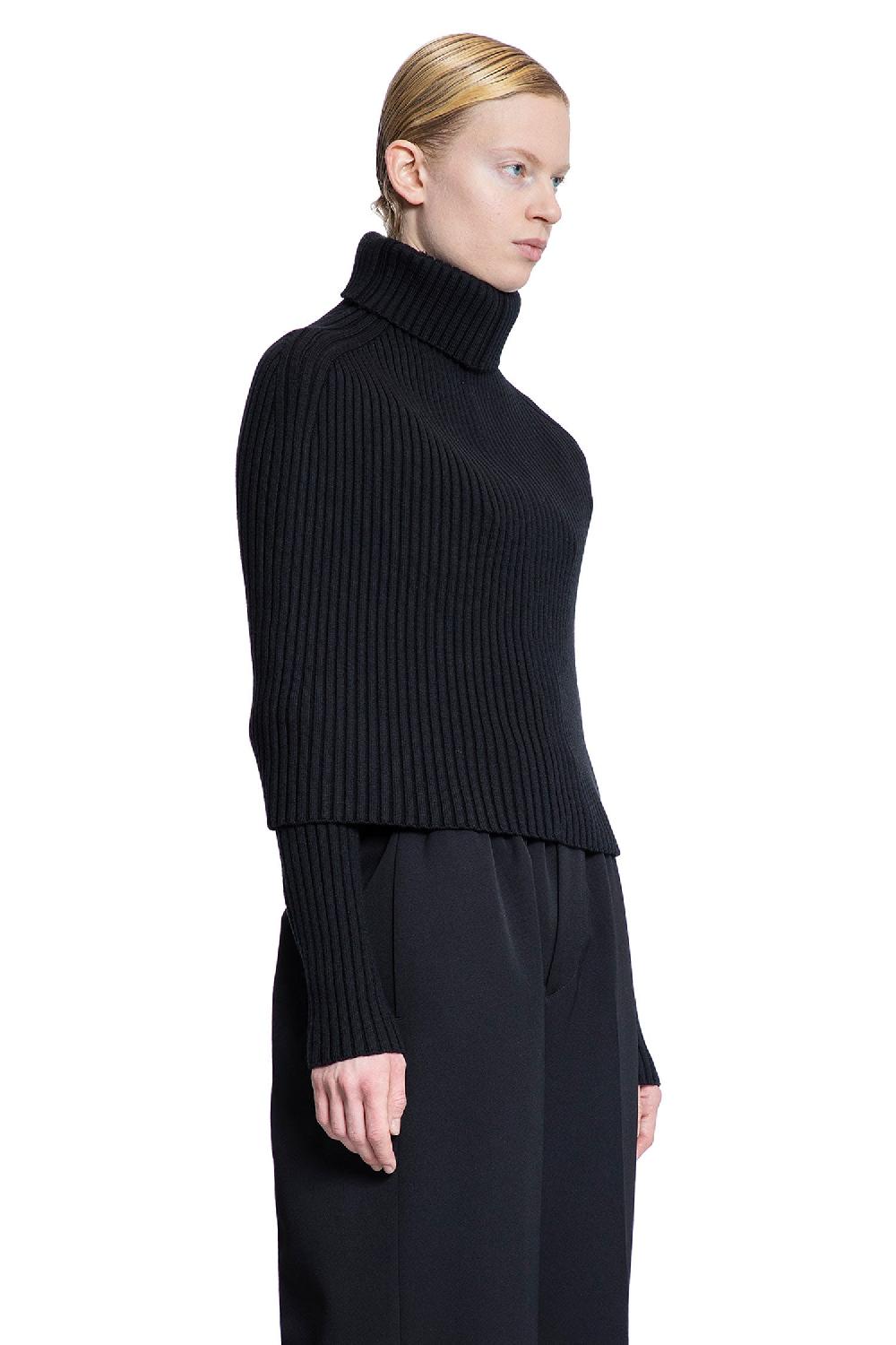 Antonioli ALAINPAUL WOMAN BLACK SCARVES In Vendita
