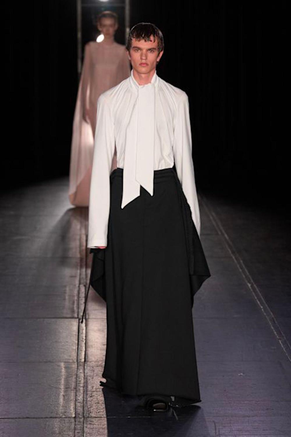 Antonioli ALAINPAUL WOMAN WHITE TOPS Vendite Flash