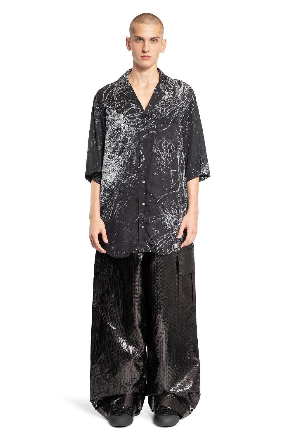 Antonioli ALEXANDER MCQUEEN MAN BLACK SHIRTS Convenienza