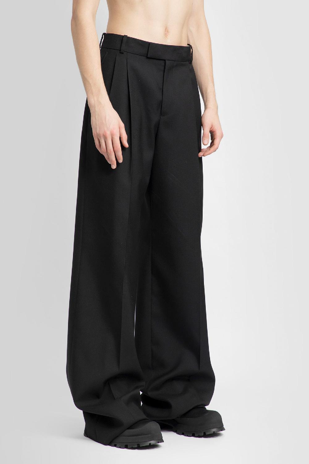 Antonioli ALEXANDER MCQUEEN MAN BLACK TROUSERS Vendite Flash