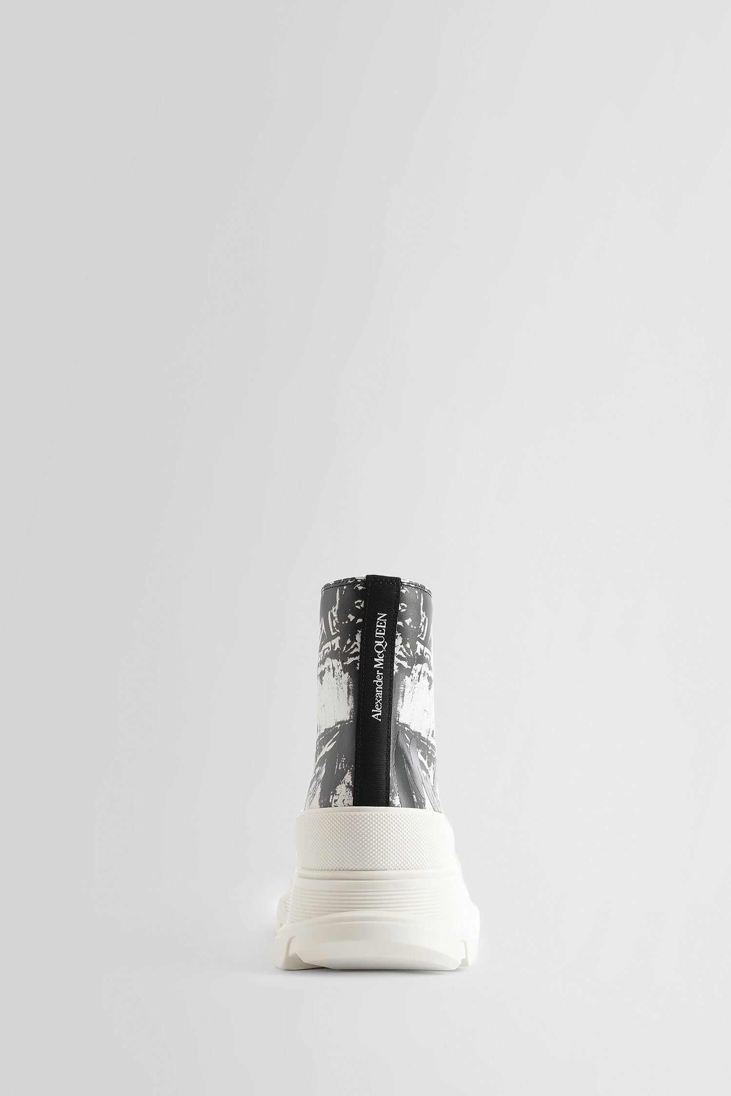 Antonioli ALEXANDER MCQUEEN MAN BLACK&WHITE BOOTS In Linea