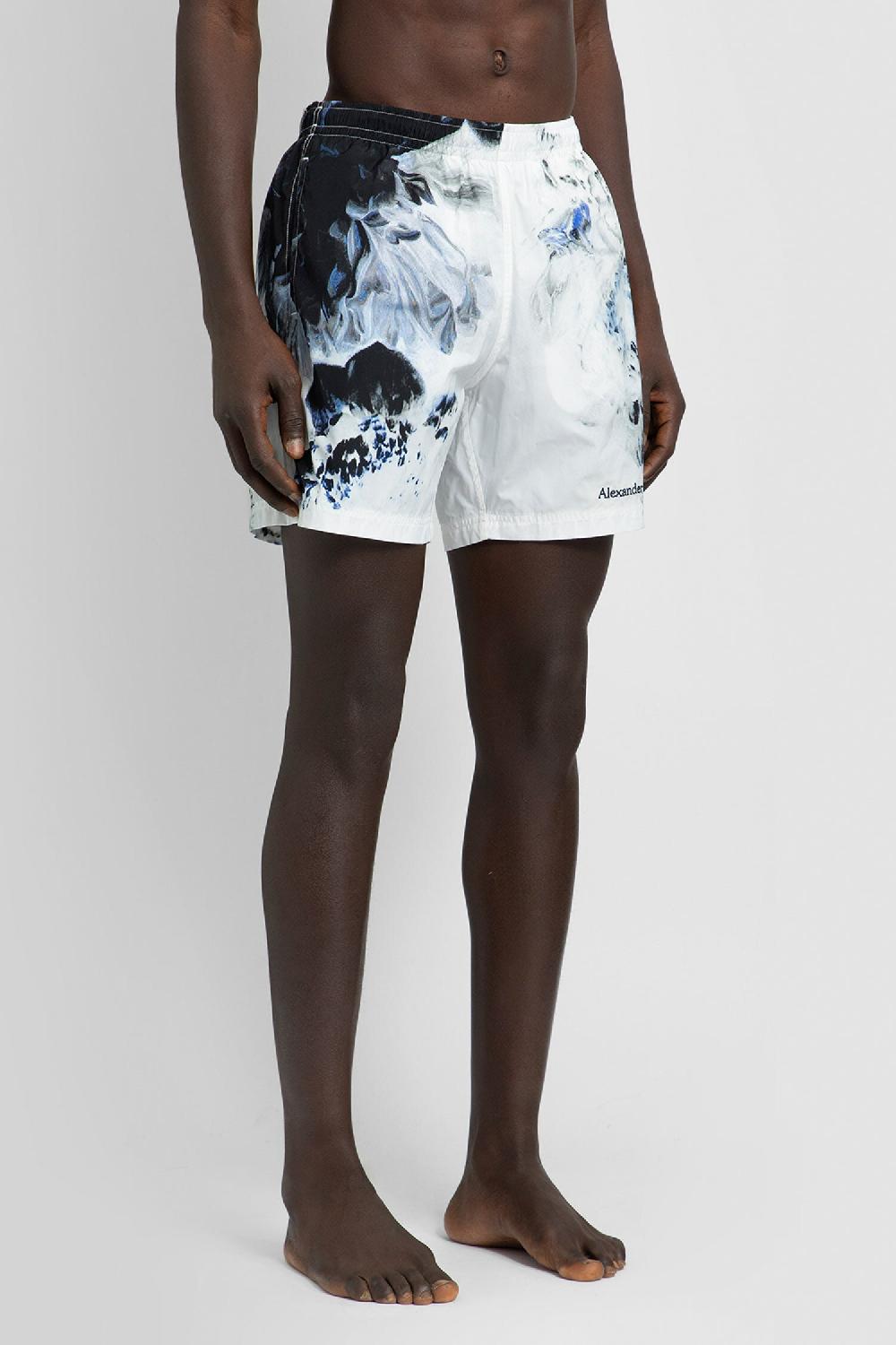 Antonioli ALEXANDER MCQUEEN MAN BLACK&WHITE SWIMWEAR Acquista Ora
