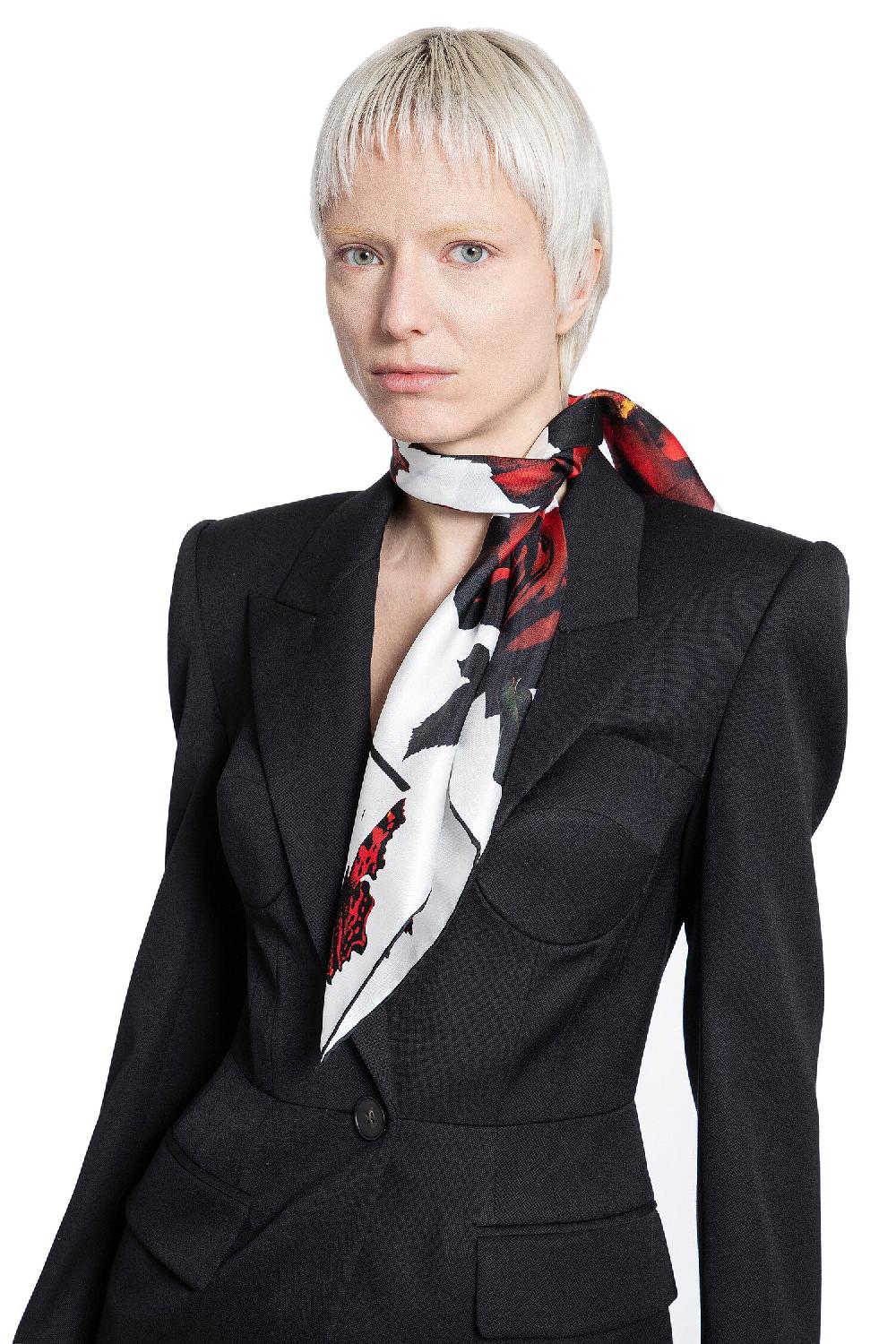 Antonioli ALEXANDER MCQUEEN WOMAN MULTICOLOR SCARVES Sconti questo mese