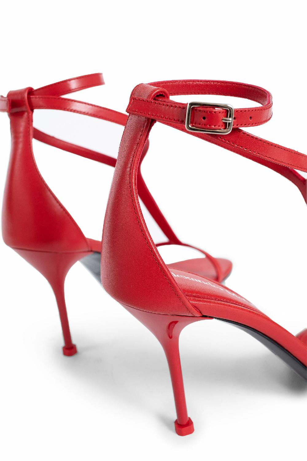Antonioli ALEXANDER MCQUEEN WOMAN RED SANDALS & SLIDES Pezzi Unici