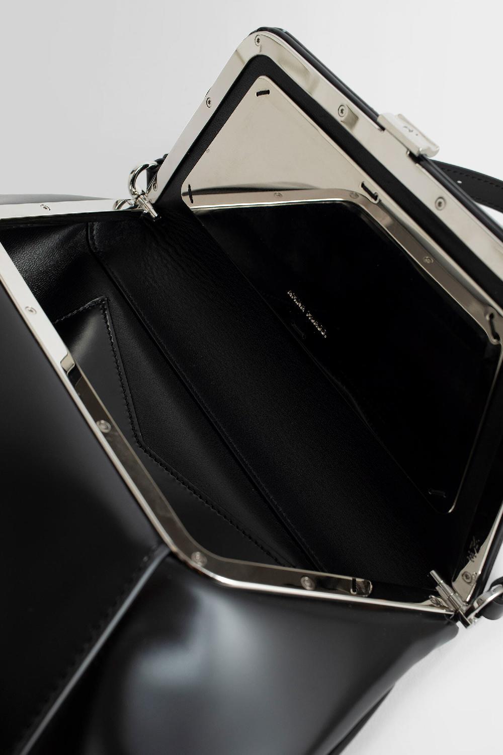 Antonioli AMINA MUADDI WOMAN BLACK SHOULDER BAGS Offerta speciale della fabbrica