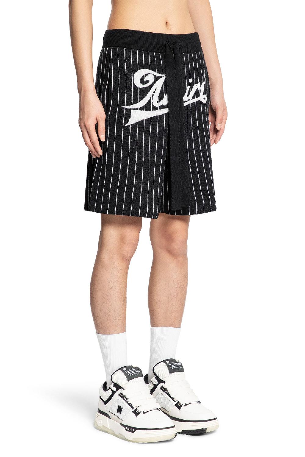 Antonioli AMIRI MAN BLACK&WHITE SHORTS & SKIRTS Prezzo basso