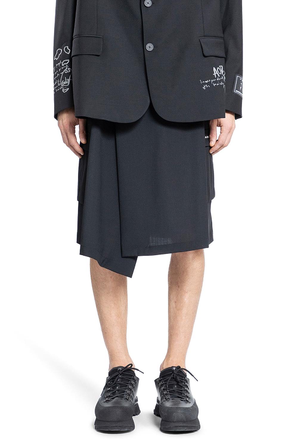 Antonioli AN OTHER DATE MAN BLACK SHORTS & SKIRTS Italia