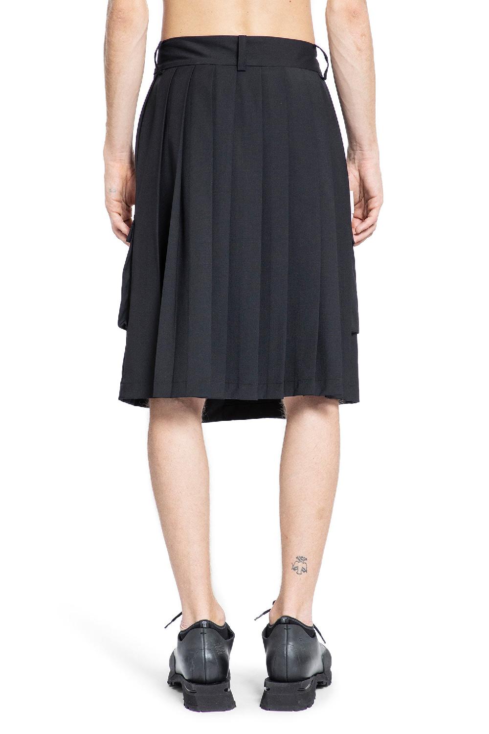 Antonioli AN OTHER DATE MAN BLACK SHORTS & SKIRTS Italia