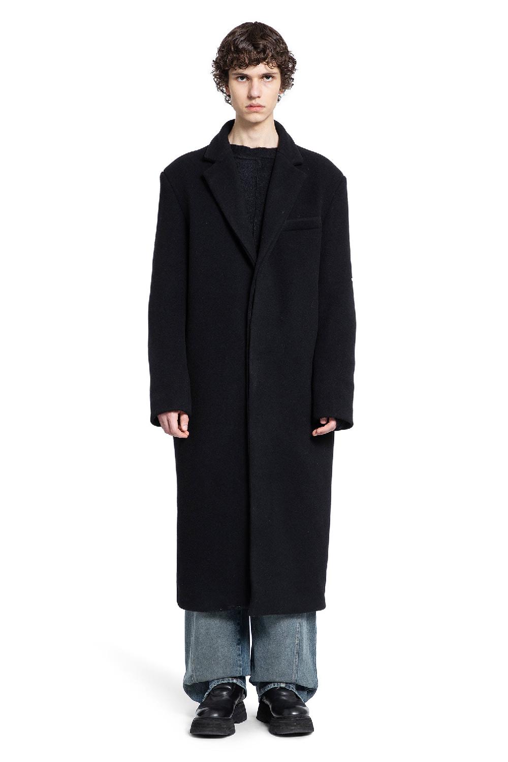 Antonioli ANDREA YA AQOV MAN BLACK COATS Acquista Ora