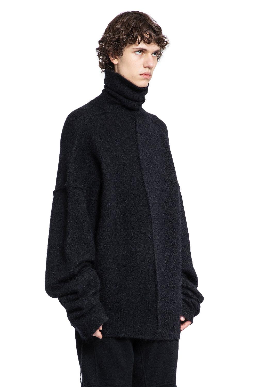 Antonioli ANDREA YA AQOV MAN BLACK KNITWEAR Fino Al -60%