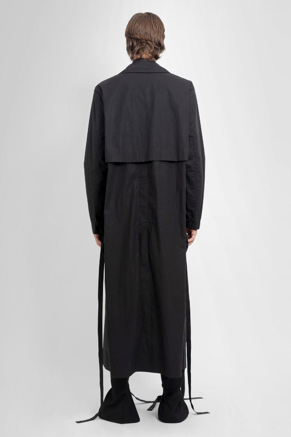 Antonioli ANN DEMEULEMEESTER MAN BLACK COATS Offerte speciali