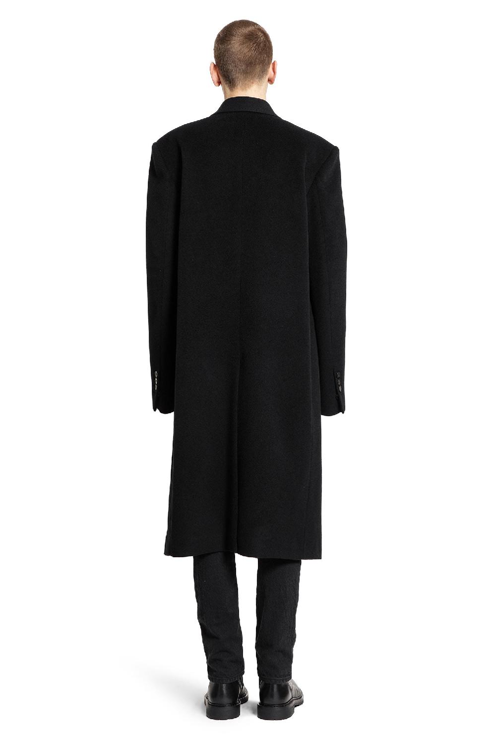 Antonioli ANN DEMEULEMEESTER MAN BLACK COATS Enormi risparmi