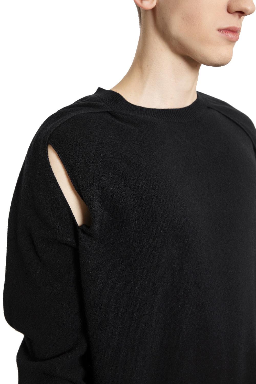 Antonioli ANN DEMEULEMEESTER MAN BLACK KNITWEAR Fino al 60% di sconto